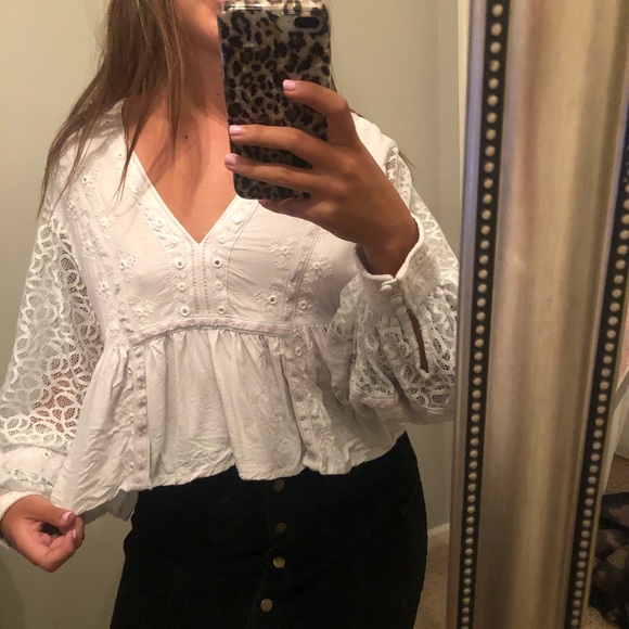 free people light blue top with crochet sleeves - Picture 1 of 5